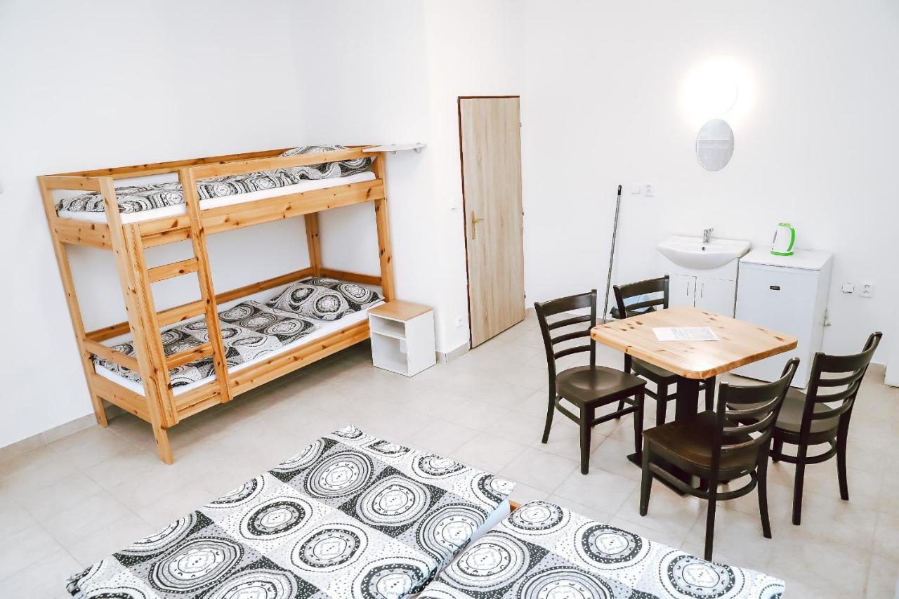 Chaty A Apartmany Hracholusky Kemp Kosatka Pnovany エクステリア 写真