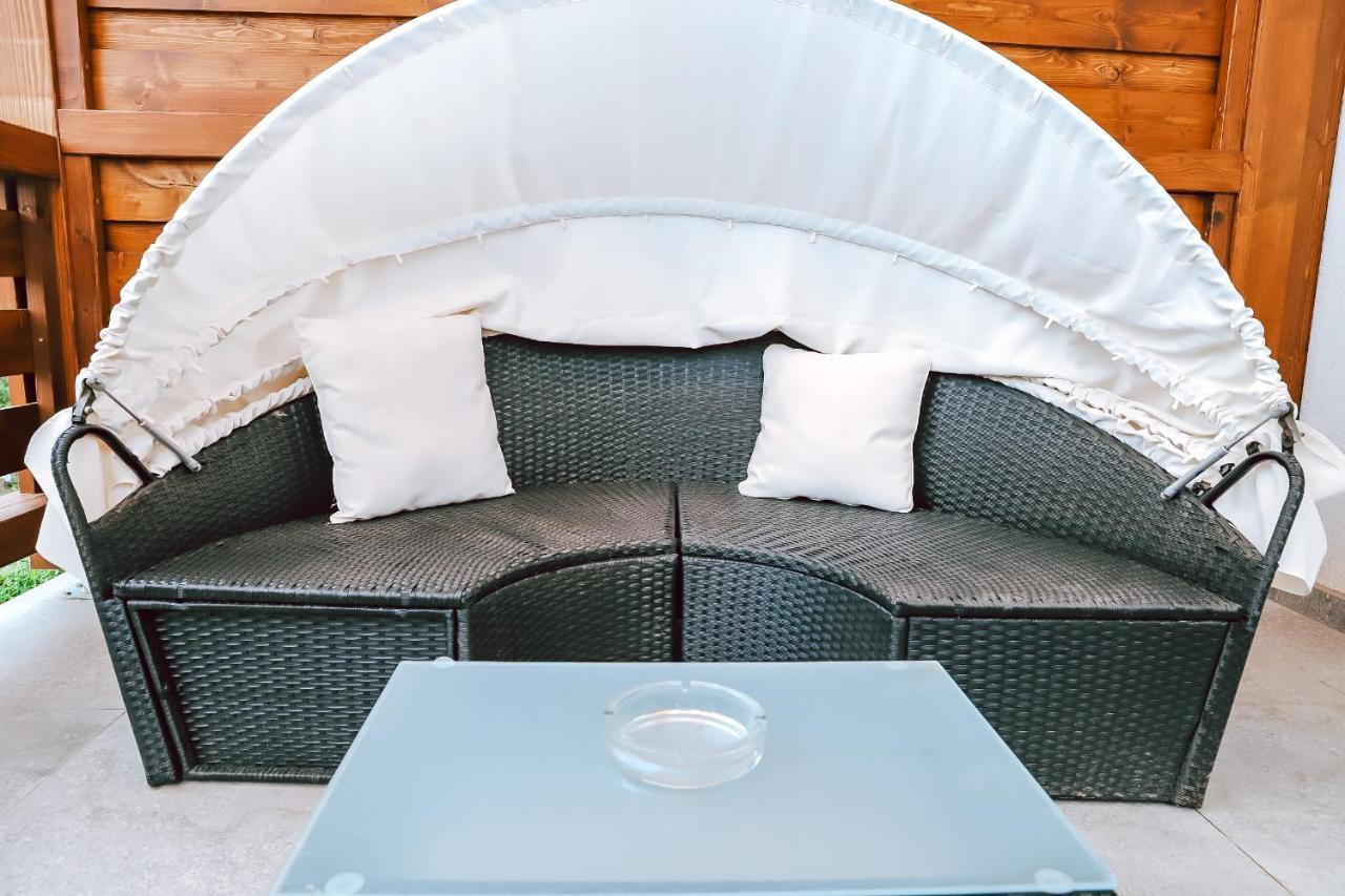Chaty A Apartmany Hracholusky Kemp Kosatka Pnovany エクステリア 写真