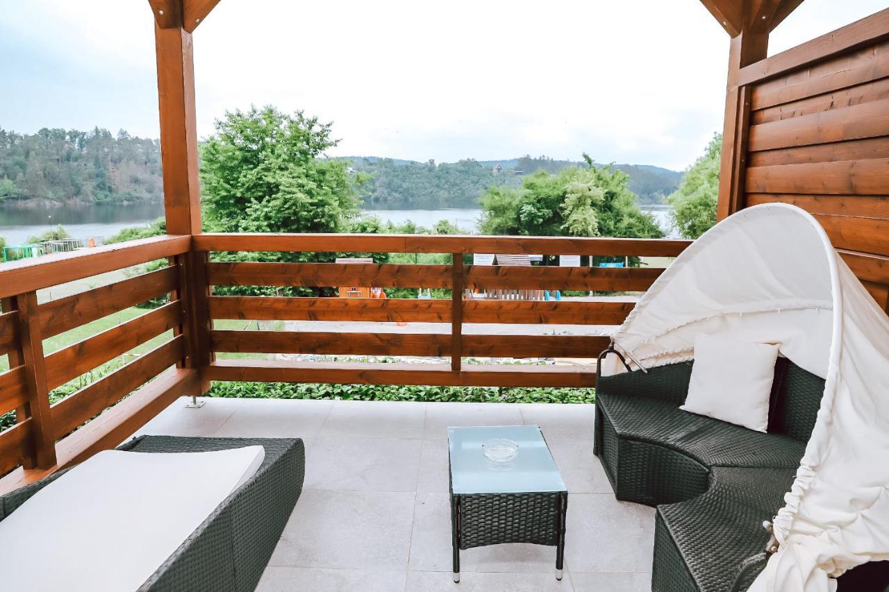 Chaty A Apartmany Hracholusky Kemp Kosatka Pnovany エクステリア 写真