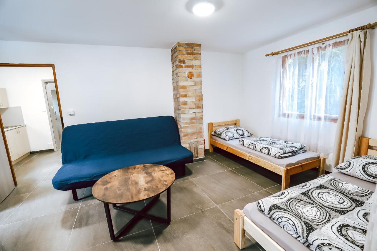Chaty A Apartmany Hracholusky Kemp Kosatka Pnovany エクステリア 写真