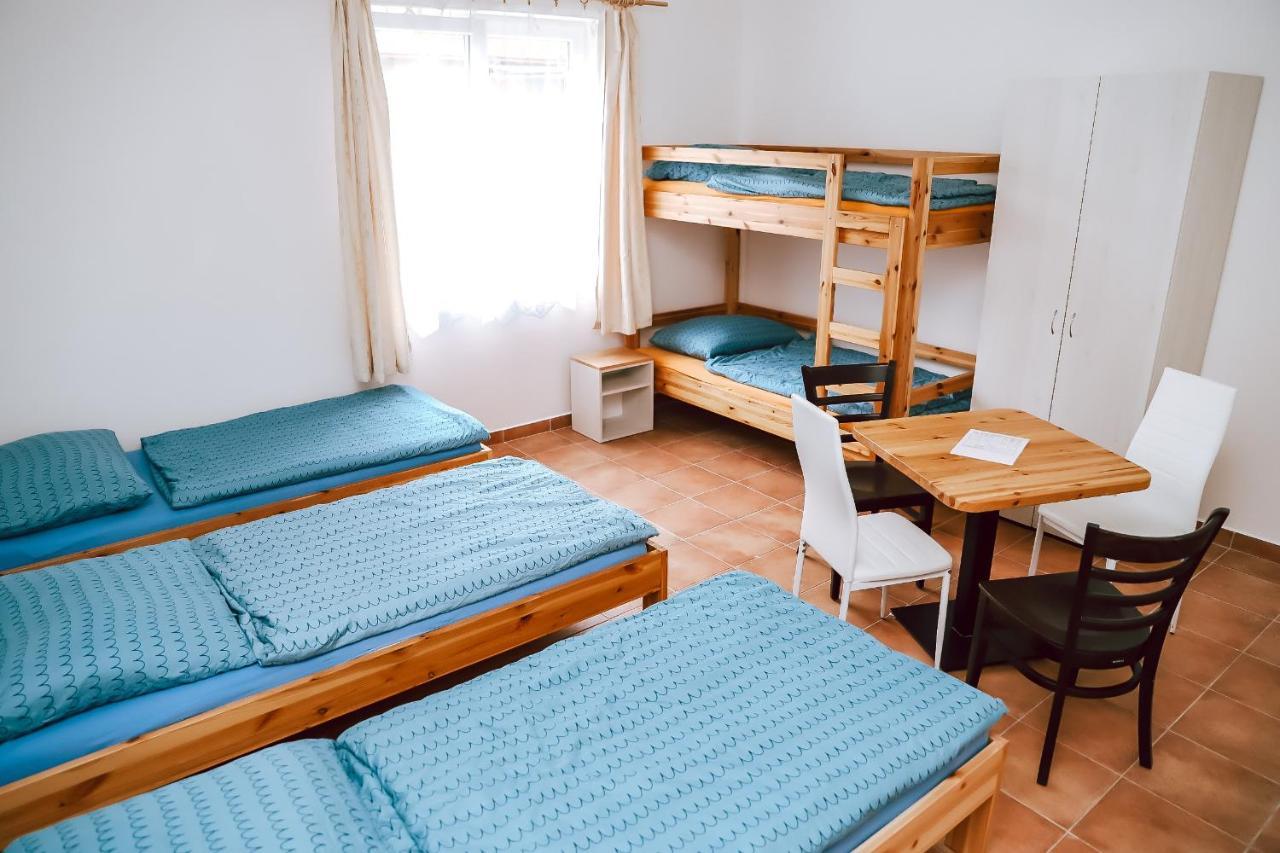 Chaty A Apartmany Hracholusky Kemp Kosatka Pnovany エクステリア 写真