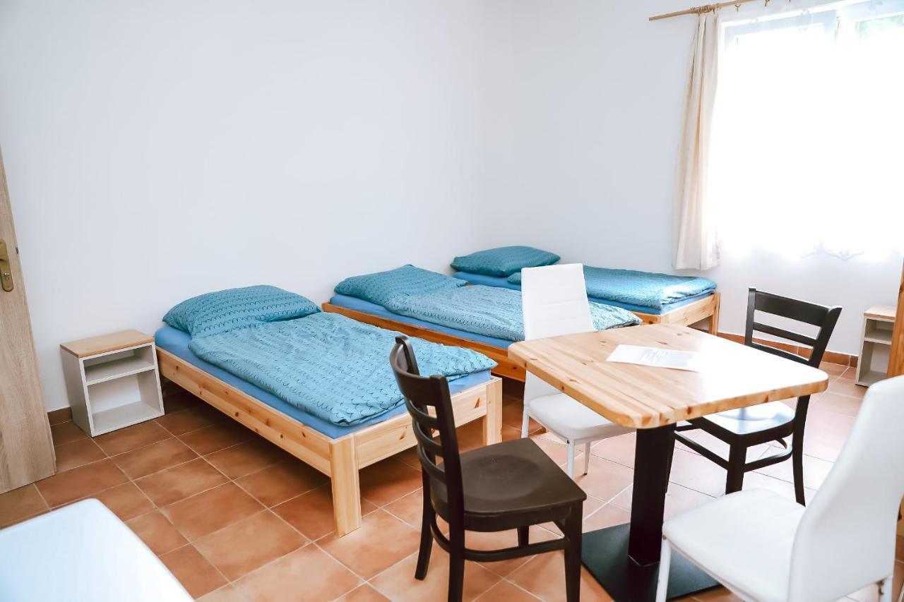 Chaty A Apartmany Hracholusky Kemp Kosatka Pnovany エクステリア 写真
