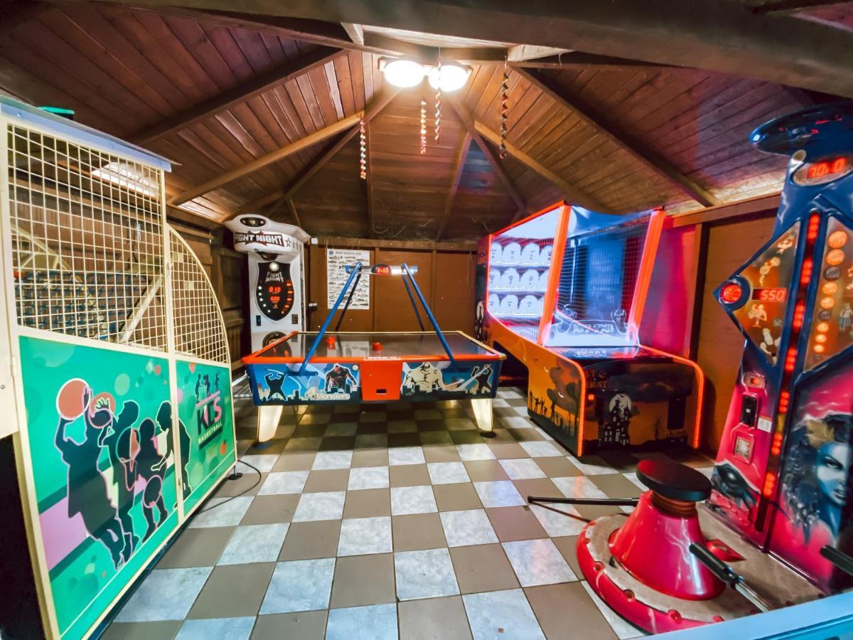 Chaty A Apartmany Hracholusky Kemp Kosatka Pnovany エクステリア 写真
